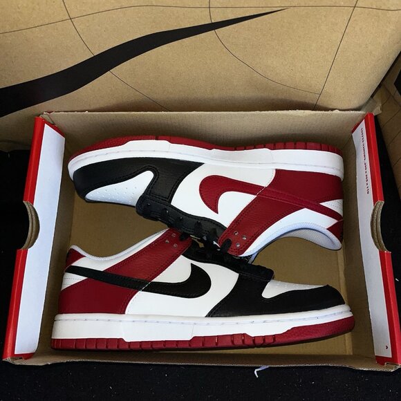 NEW Nike Dunk Low GS Black Toe Gym Red Chicago HF9980-600 Women Sz 8.5 / 7Y - Picture 7 of 8